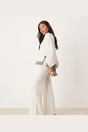 VILA Knitted wide leg pants with contrast stitch in cream (part of a set)-White
