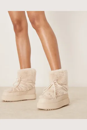 New Look Fluffy snow boots in -White