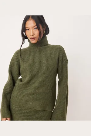 VILA Roll neck knitted jumper in khaki (part of a set)-Green