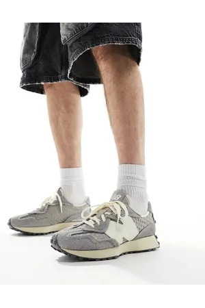 New Balance 327 sneakers in