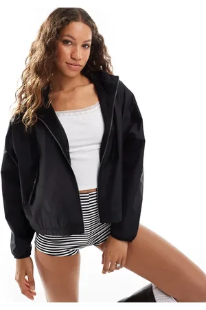 Vans MTE Theo windbreaker jacket in