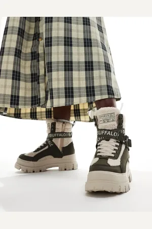 Buffalo Aspha borg boots in -Neutral