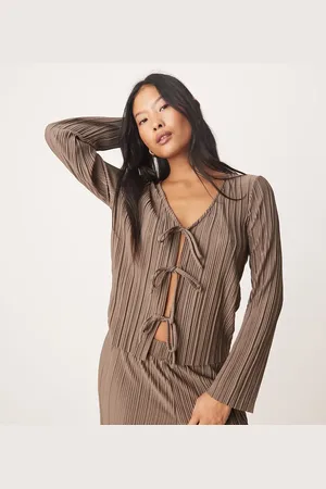 JDY Tie front plisse top in brown (part of a set)