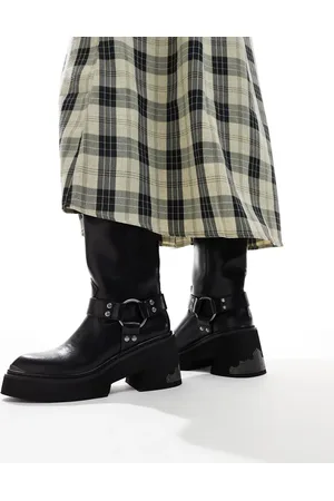 Buffalo Biker boots in
