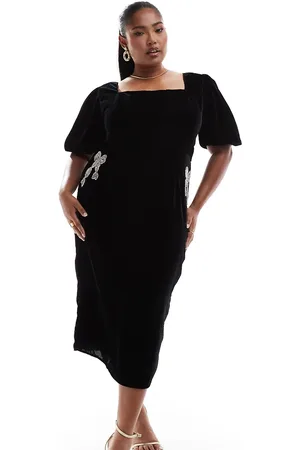 HOPE & IVY Velvet square neck midi dress with embellished bows in