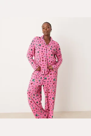 Urban Threads Curve Christmas poly long sleeve revere top and pants pyjama set in festive print