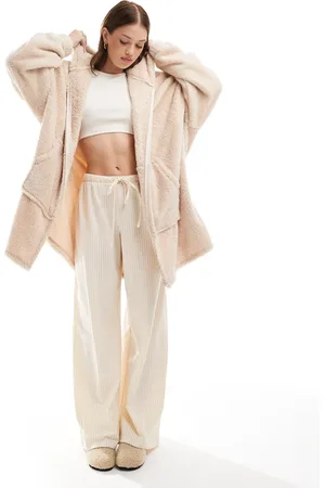 Loungeable Zip snuggle hoodie in honey -White