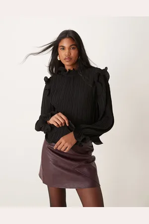 Y.A.S Plisse long sleeve top with oversized baby locking in (part of a set)