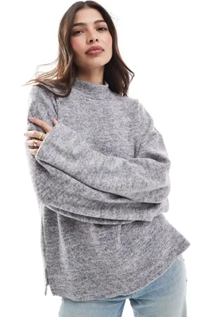 ONLY High neck fluffy slouchy sweatshirt in grey-Green