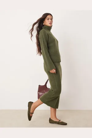 VILA Knitted midi skirt in khaki (part of a set)-Green