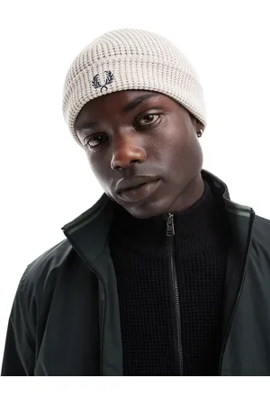 Fred Perry Unisex waffle knit beanie in off