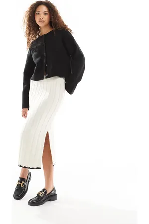 ONLY Contrast trim knitted midi skirt in -Neutral
