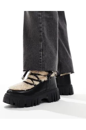 South Beach Faux fur lace up snow boots in and beige