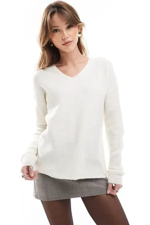 ONLY V neck slouchy jumper in -White