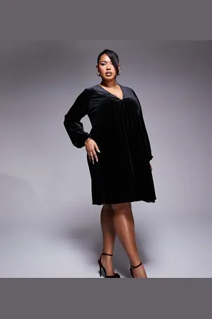 New Look New Look Curve velvet long sleeve smock mini dress in