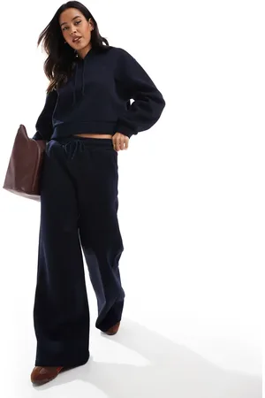 Miss Selfridge Heavy fleece lined wide leg trackies in -Navy