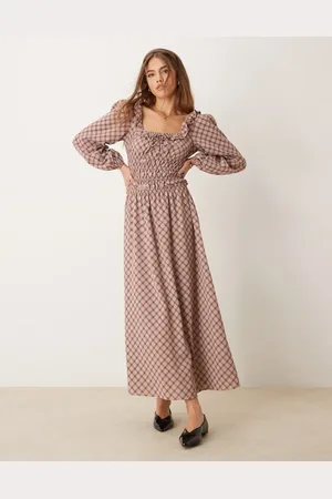 Glamorous Tie front square neck volume sleeve maxi dress with shirring and bow in