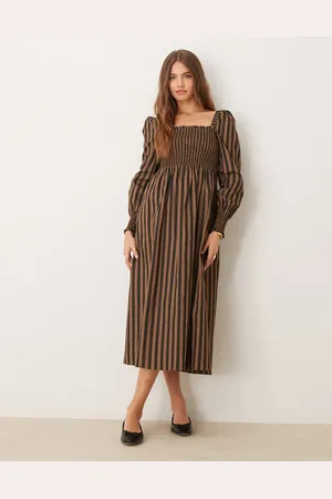 Glamorous Long sleeve shirred body maxi dress in -Multi