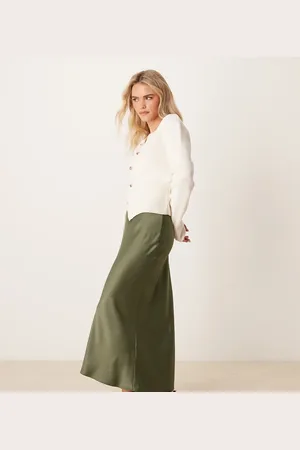 New Look Satin midi bias skirt in -Green