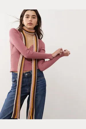 Miss Selfridge Long sleeve lace trim top in -Pink