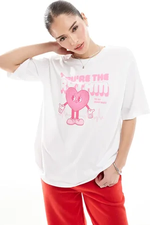 ONLY Oversized t-shirt with heart graphic in white