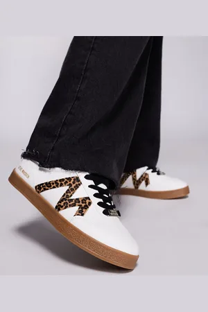 Steve Madden Degree lace up sneakers in whiteand leopard