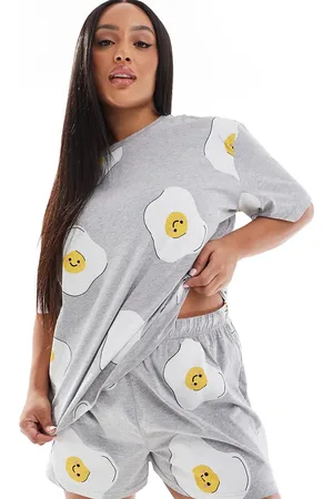 ASOS ASOS DESIGN Curve fried egg oversized tee & shorts pyjama set in