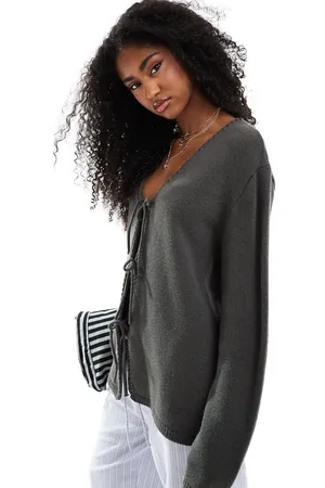 ASOS V neck knitted oversized tie front cardigan in -Green