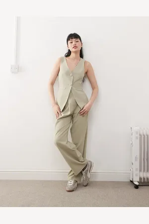 Miss Selfridge Tailored wide leg pants in khaki (part of a set)-Green