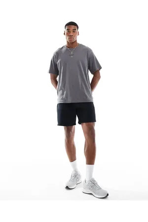 Hollister 8" icon fleece shorts in