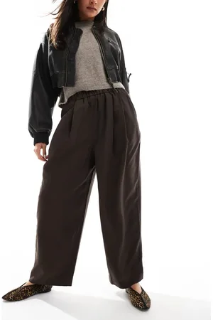 ASOS Premium casual pull on pants with pleat detail in -Brown
