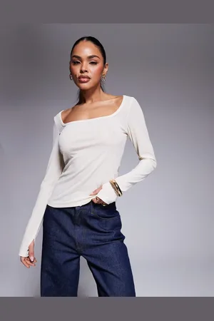 ASOS Scoop neck dry handle rib top with thumbholes in -White