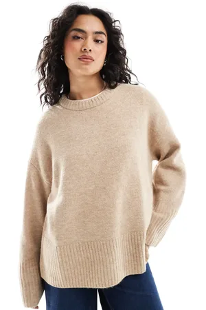 JJXX Oversized knitted jumper in cream-White