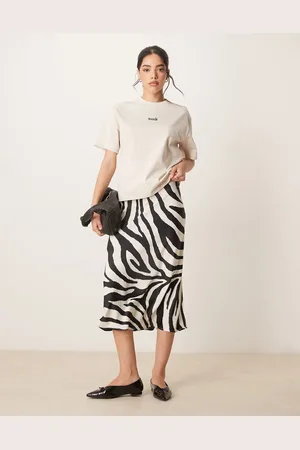Y.A.S Satin midi skirt in print-Multi