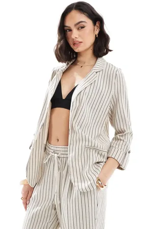 VERO MODA Mix and Match linen touch tailored blazer in (part of a set)-Neutral