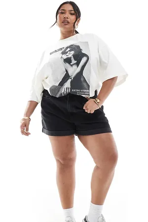 ASOS ASOS DESIGN Curve denim comfort mom shorts in washed