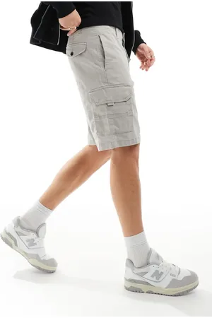 ADPT. Wide fit cargo shorts in light grey