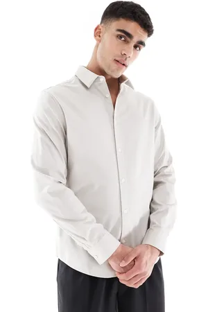ASOS Formal easy iron twill regular shirt in -Neutral