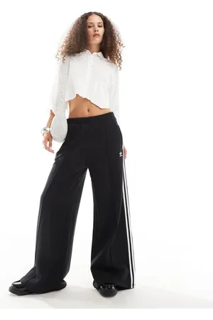 adidas Adicolor Classics 3-Stripes wide leg pants in