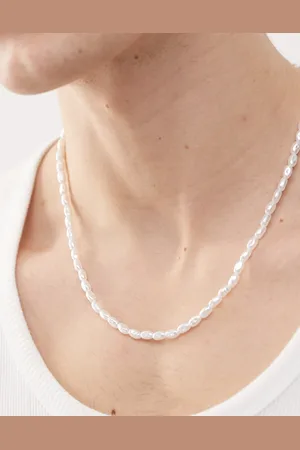 FADED FUTURE Irregular pearl necklace in