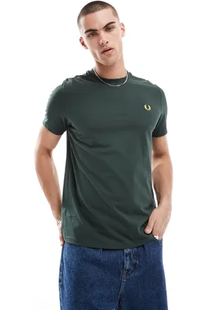 Fred Perry Rear powder laurel wreath t-shirt in