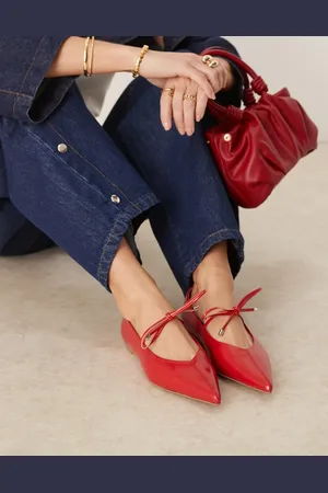 ASOS Lithe point-toe ballets with vamp tie in -White