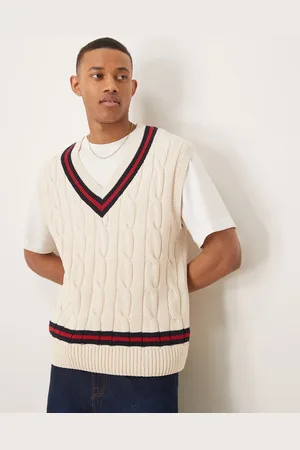 GANT Cable knit cricket vest in -White