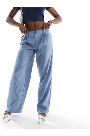 Bershka Wide leg tailored pants in stripe