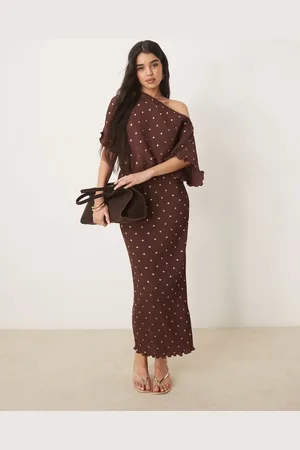 Never Fully Dressed Tilly off shoulder midaxi dress in -Brown