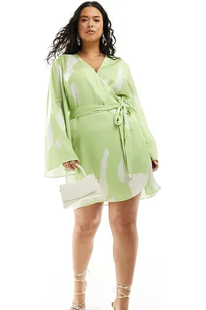 ASOS ASOS DESIGN Curve exclusive satin wrap mini dress with tie waist in print-Multi