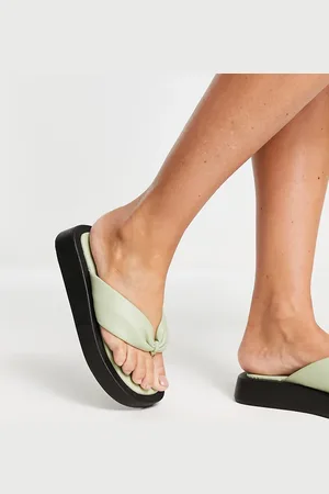 Yours Wide Fit toe post flatform sandals in