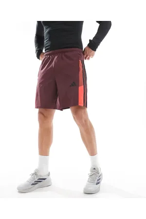 adidas Adidas Training Essentials shorts with 3 stripe in -Red
