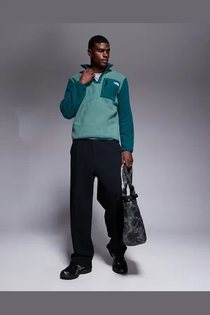 The North Face Yumiori 1/4 zip fleece in green
