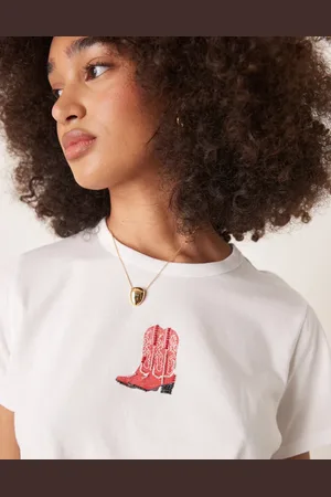Abercrombie & Fitch Short sleeve skimming cowboy boot t-shirt in